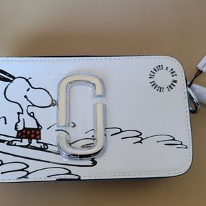 MARC JACOBS Logo Strap Snapshot Small Camera Bag - Snoopy Peanuts